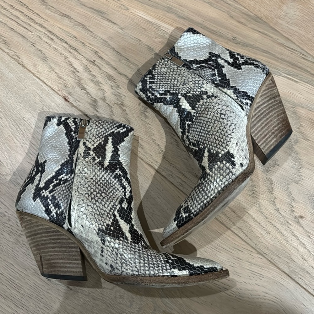 Iro Snake Boots